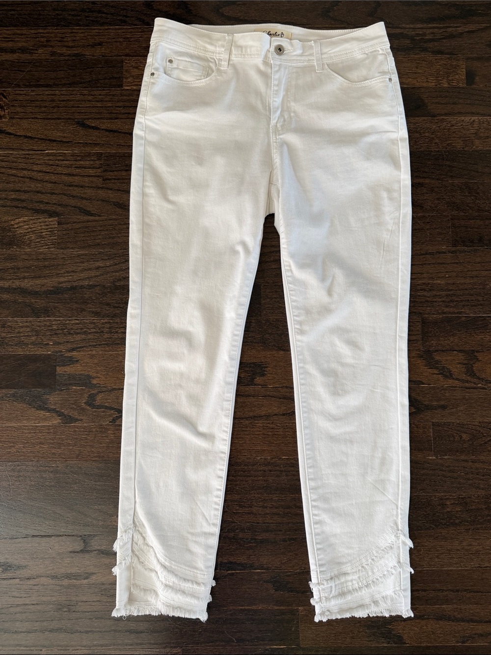 Charlie B • White Ankle Frayed Curved Hem Jeans • women size 10